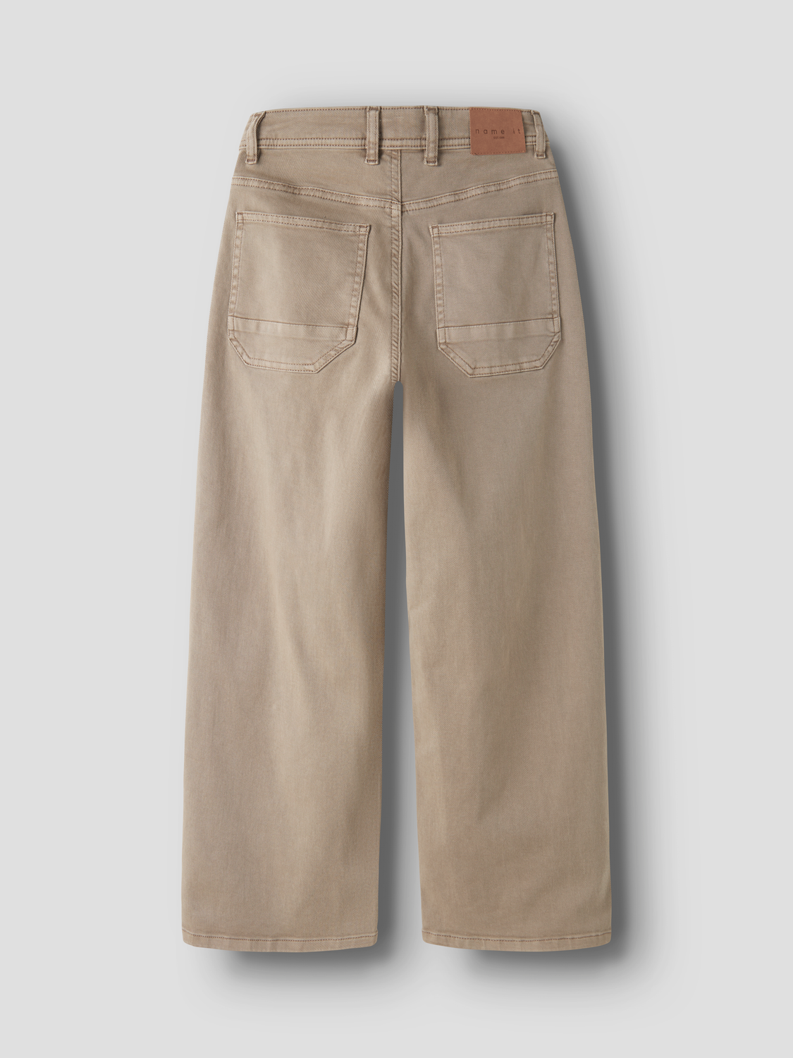 pack_shot-back